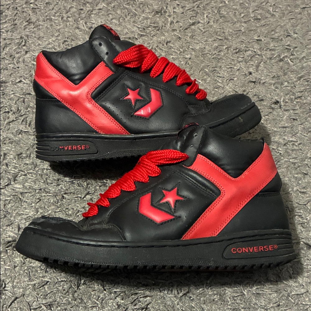 Vintage converse weapon
